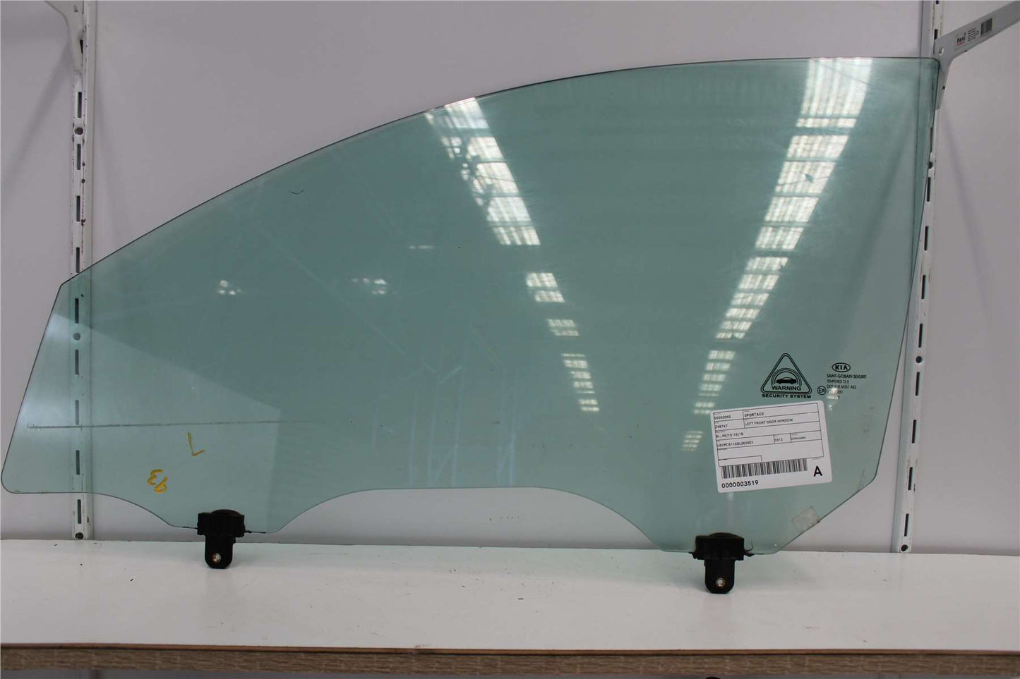 Used Kia, Sportage Left Front Door Window Sl 05/10 10/15 2013 – image 1 - All Good Parts