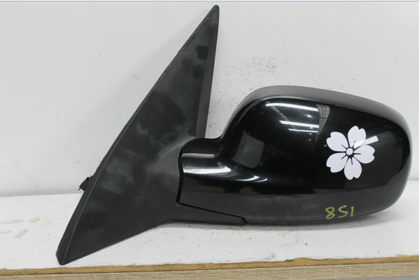 Used Ssangyong, Rexton Left Door Mirror Y220 Y285 Standard 02/08 11/12 2010 – image 1 - All Good Parts