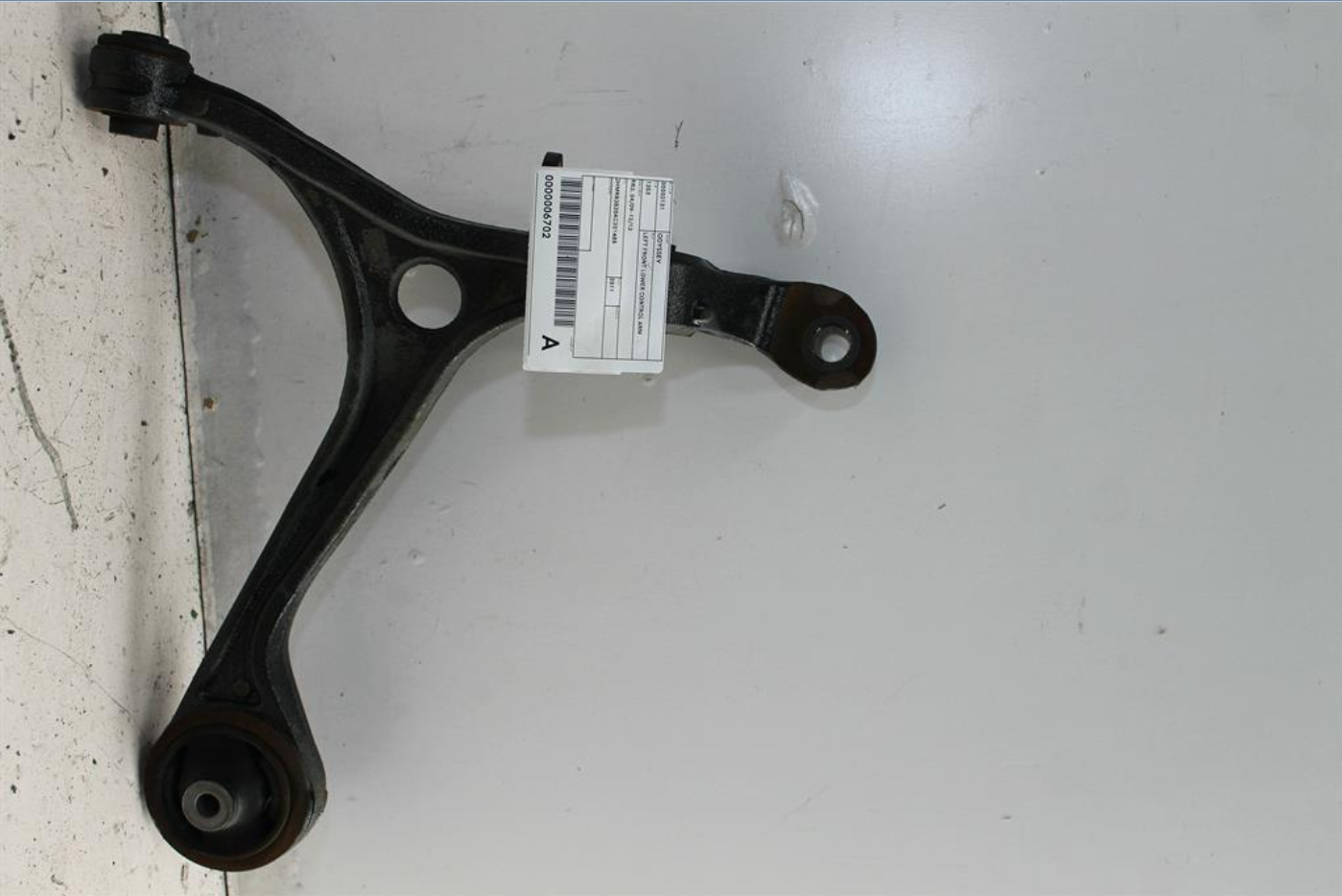 Used Honda, Odyssey Left Front Lower Control Arm Rb3 04/09 12/13 2011 – image 1 - All Good Parts