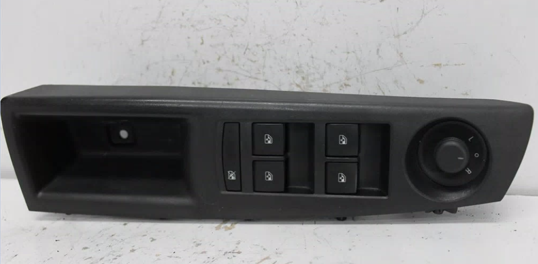 Used Holden, Cruze Power Window Switch Rh Front (Master Switch) Jh 03/11 01/17 2012 – image 1 - All Good Parts