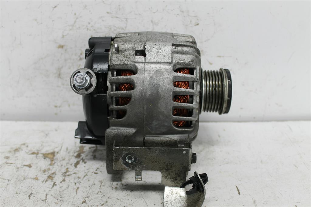 Used Nissan, Xtrail Alternator Petrol 2.5 Qr25De T32 02/14 07/22 2018 – image 1 - All Good Parts