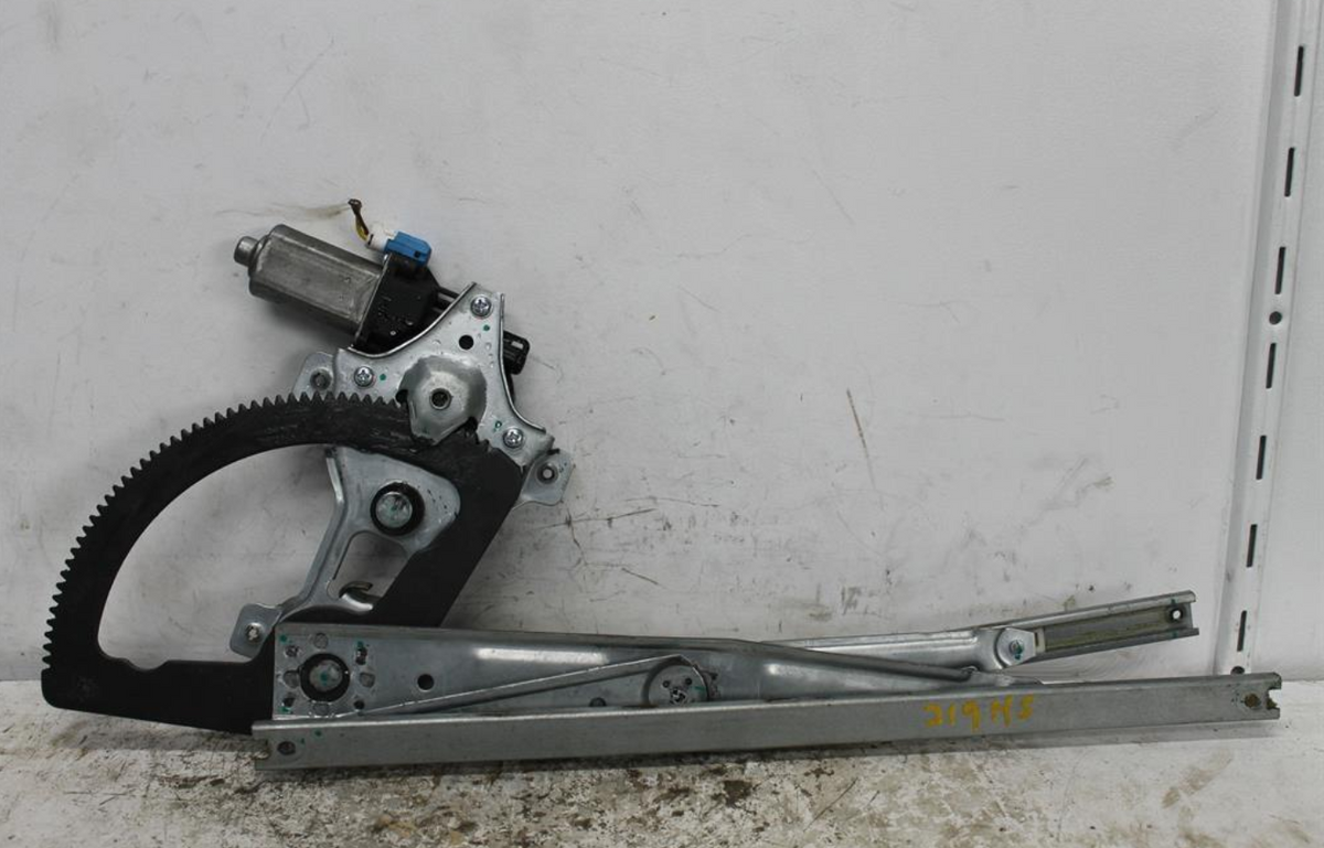 Used LDV, V80 Right Front Window Reg/Motor Van 01/13 2022 – image 1 - All Good Parts