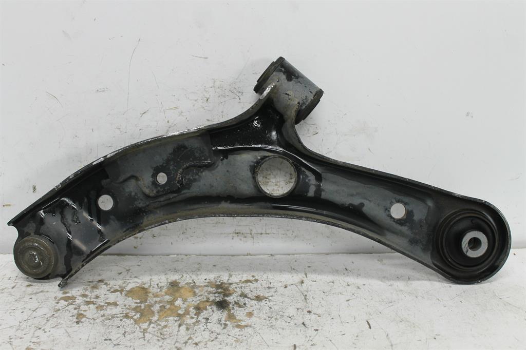 Used Suzuki, Swift Right Front Lower Control Arm 1.4 Petrol Fz 08/10 03/17 2014 – image 1 - All Good Parts