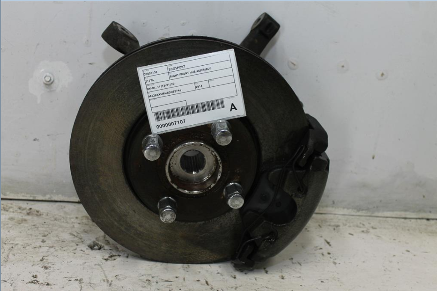 Used Ford, Ecosport Right Front Hub Assembly Bk Bl 11/13 01/20 2014 – image 1 - All Good Parts