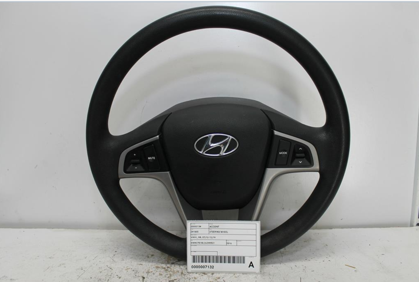 Used Hyundai, Accent Steering Wheel Vinyl Rb 07/13 12/19 2016 – image 1 - All Good Parts