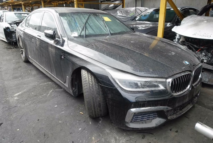 Used Bmw , 7 Series Left Headlamp , G11/G12, Led, Adaptive Type, 10/15-03/19 – main images - All Good Parts