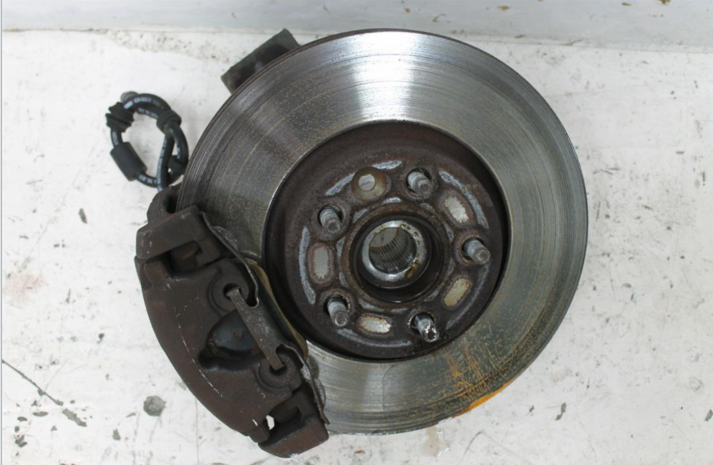 Used Ford, Mondeo Left Front Hub Assembly Ma Mc Petrol Abs Type 10/07 12/14 2009 – image 1 - All Good Parts