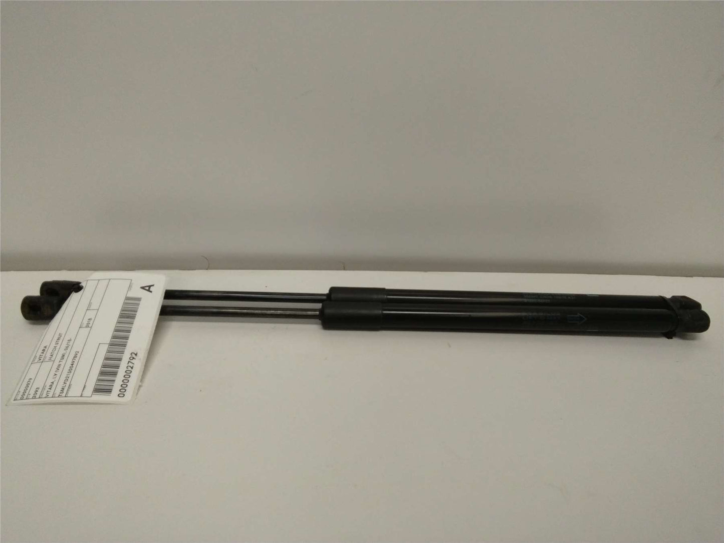 Used Suzuki, Vitara Hatch Strut Vitara Ly (Vin Tsm) 06/15 2018 – image 1 - All Good Parts