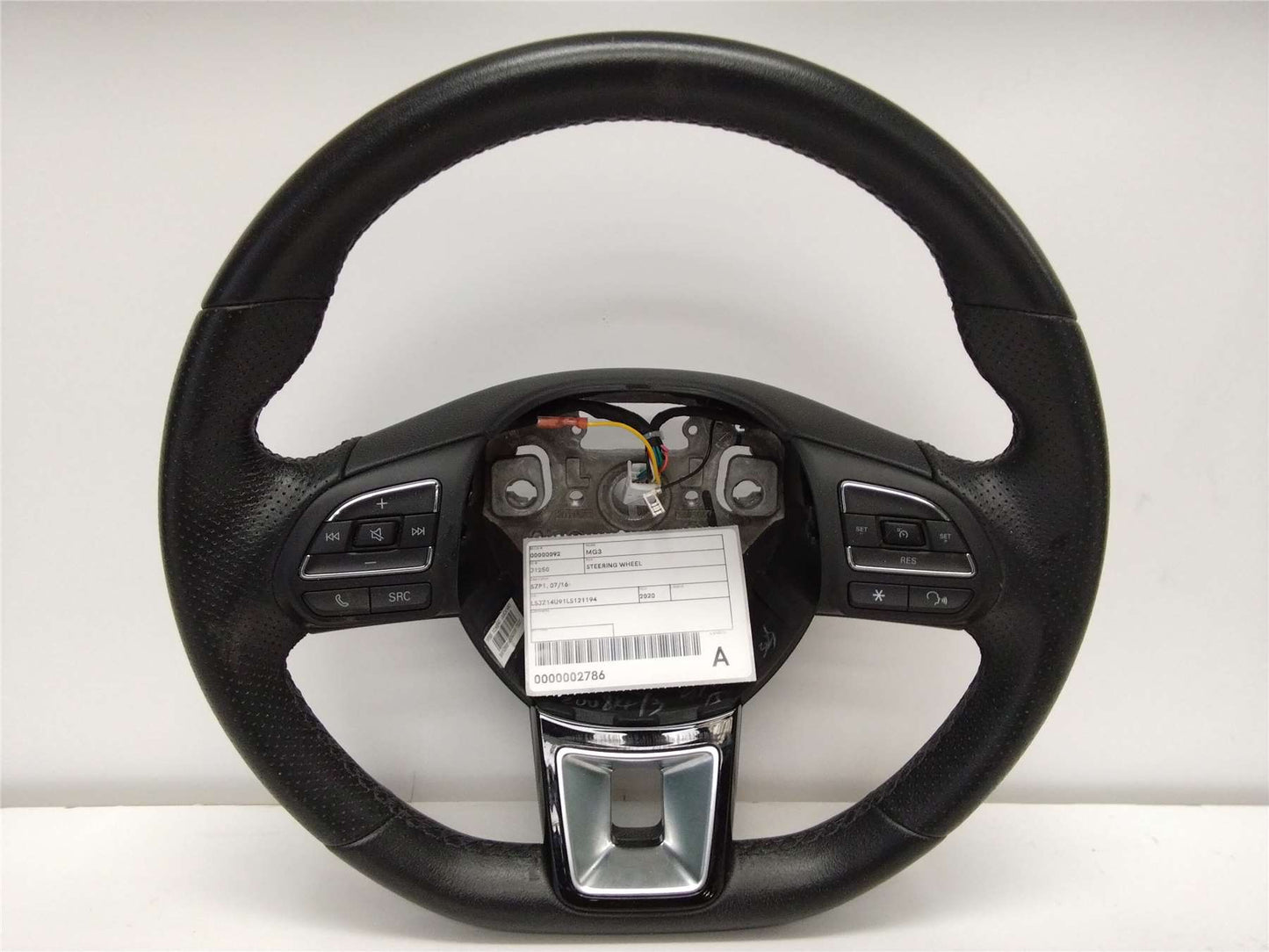 Used MG, MG3 Steering Wheel Szp1 07/18 2020 – image 1 - All Good Parts