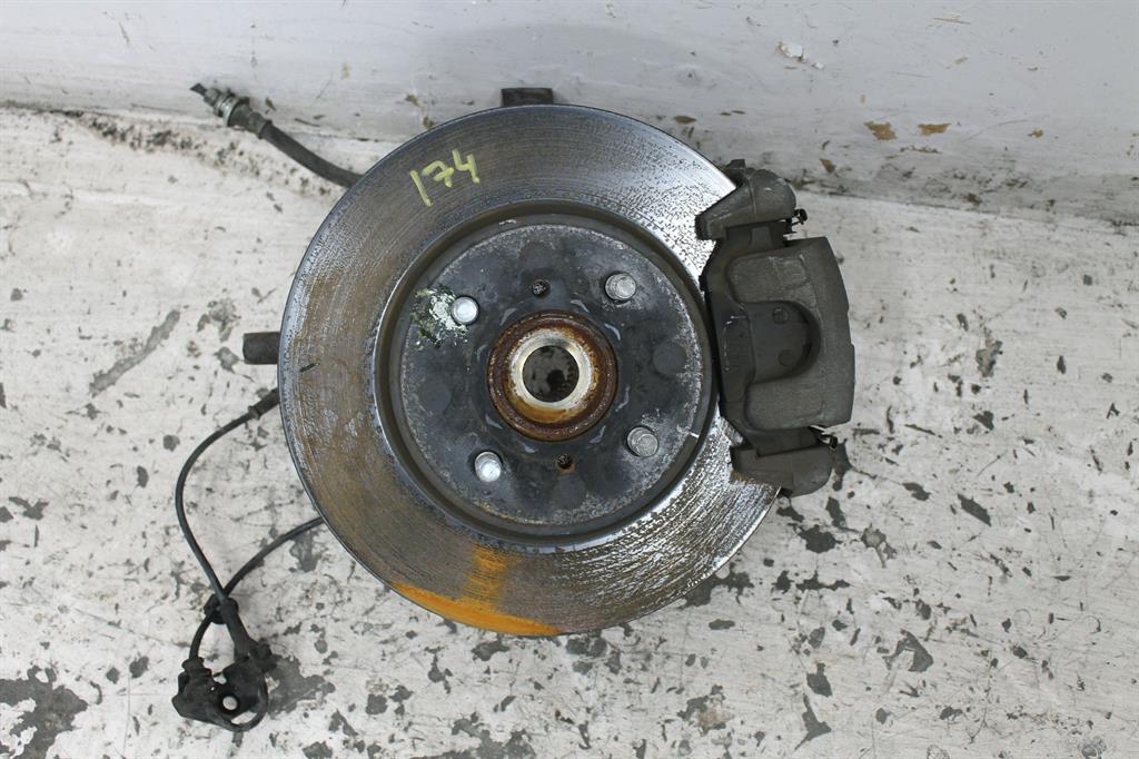 Used Suzuki, Swift Right Front Hub Assembly Fz 1.4 Petrol Abs Type 4 Stud 08/10 03/17 2014 – image 1 - All Good Parts