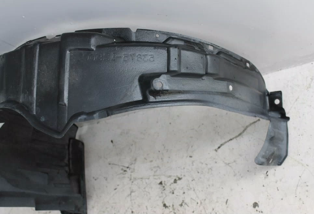 Used Toyota, Corolla Right Guard Liner Zre182R/Zwe186R Hatch 10/12 06/18 2014 – image 1 - All Good Parts