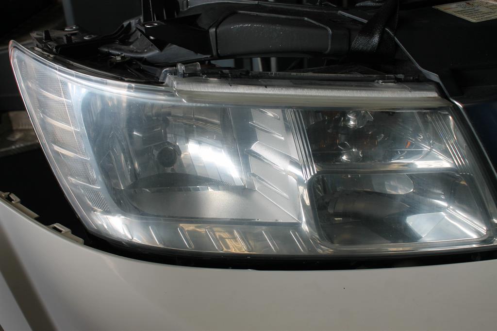Used Fiat, Freemont Right Headlamp Jf Chrome Insert 04/13 01/17 2013 – image 1 - All Good Parts