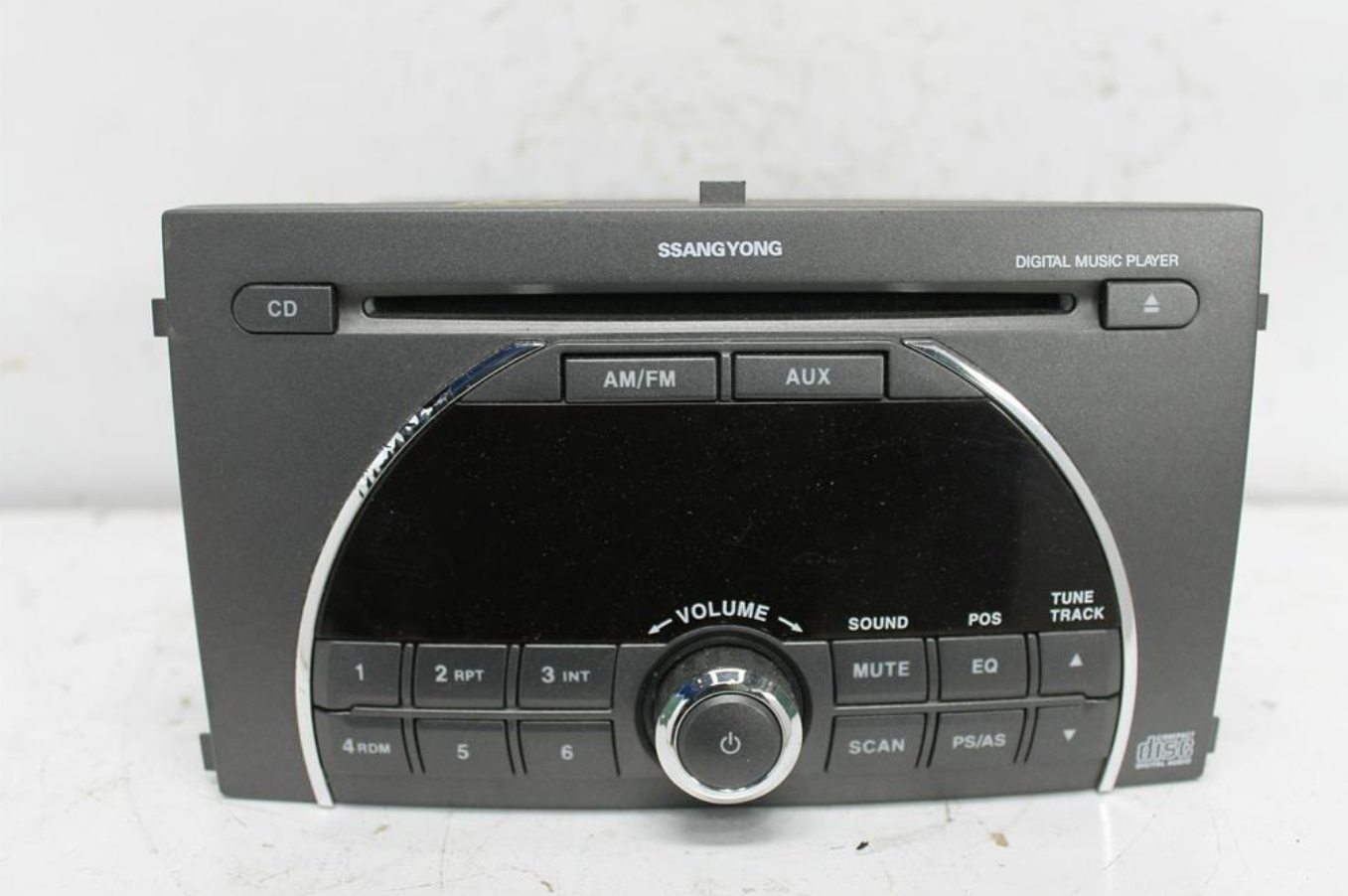 Used Ssangyong, Rexton Stereo/Head Unit 4Wd 07/03 12/12 2010 – image 1 - All Good Parts