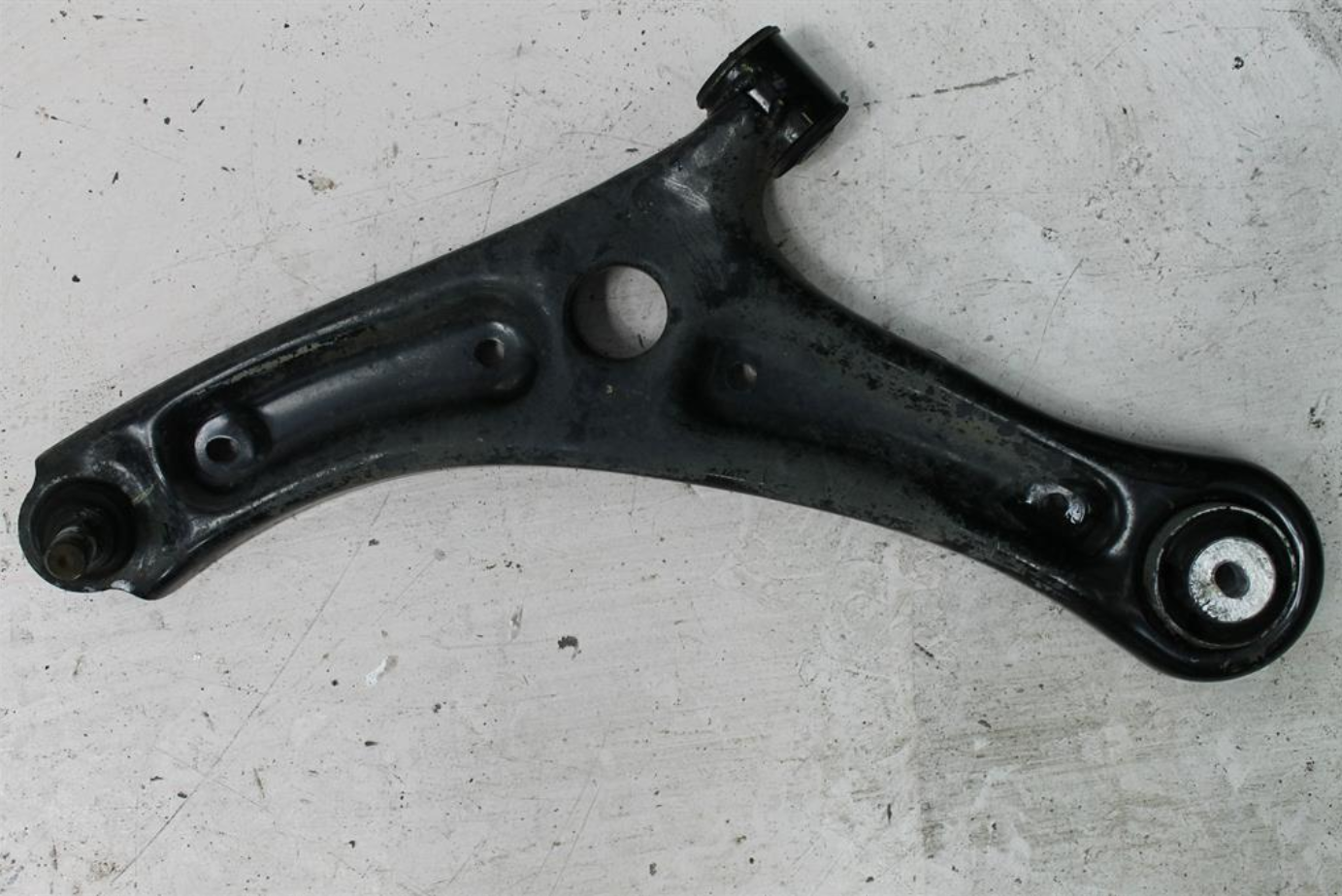 Used Ford, Ecosport Left Front Lower Control Arm Bk 11/13 09/17 2013 – image 1 - All Good Parts