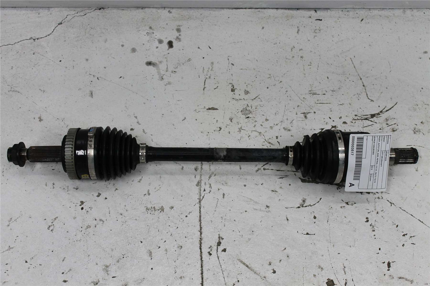Used Kia, Sportage Left Driveshaft Front Auto T/M Awd Petrol 2.0 Sl 06/13 10/15 2013 – image 1 - All Good Parts