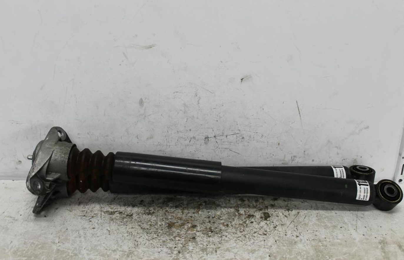 Used Volkswagen, Jetta Shock Absorber Rear 1B 02/11 10/14 2013 – image 1 - All Good Parts