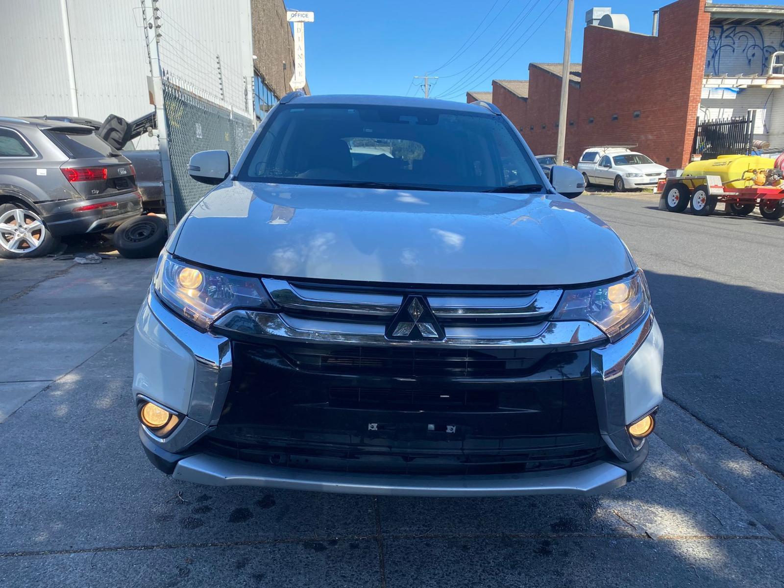 Used Mitsubishi, Outlander Engine , Petrol, 2.4, 4J12, Zj-Zl, 10/12-07/21  – main images - All Good Parts