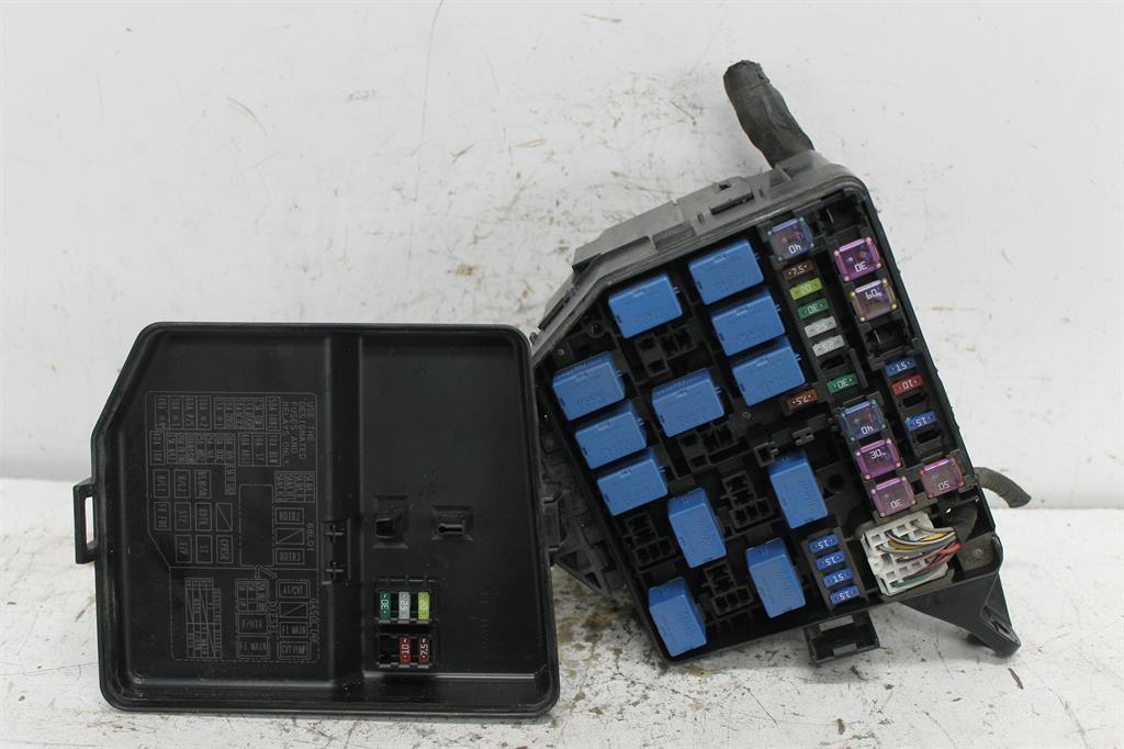 Used Suzuki, Swift Fuse Box Fz 08/10 03/17 2012 – image 1 - All Good Parts