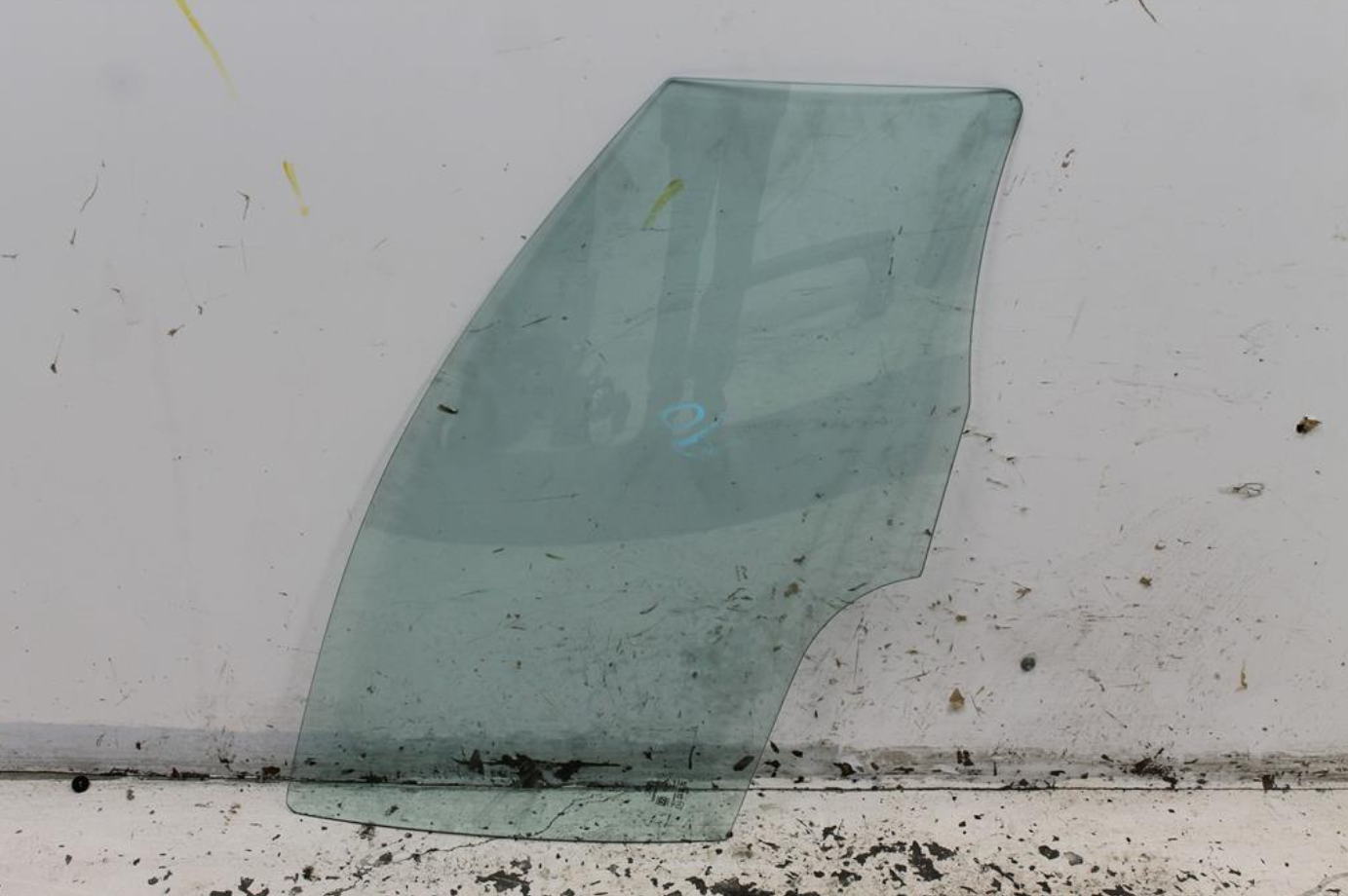 Used Ford, Ecosport Right Front Door Window Bk Bl 11/13 01/20 2017 – image 1 - All Good Parts