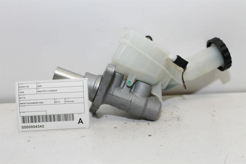 Used Mitsubishi, ASX Master Cylinder 05/10 2010 – image 1 - All Good Parts