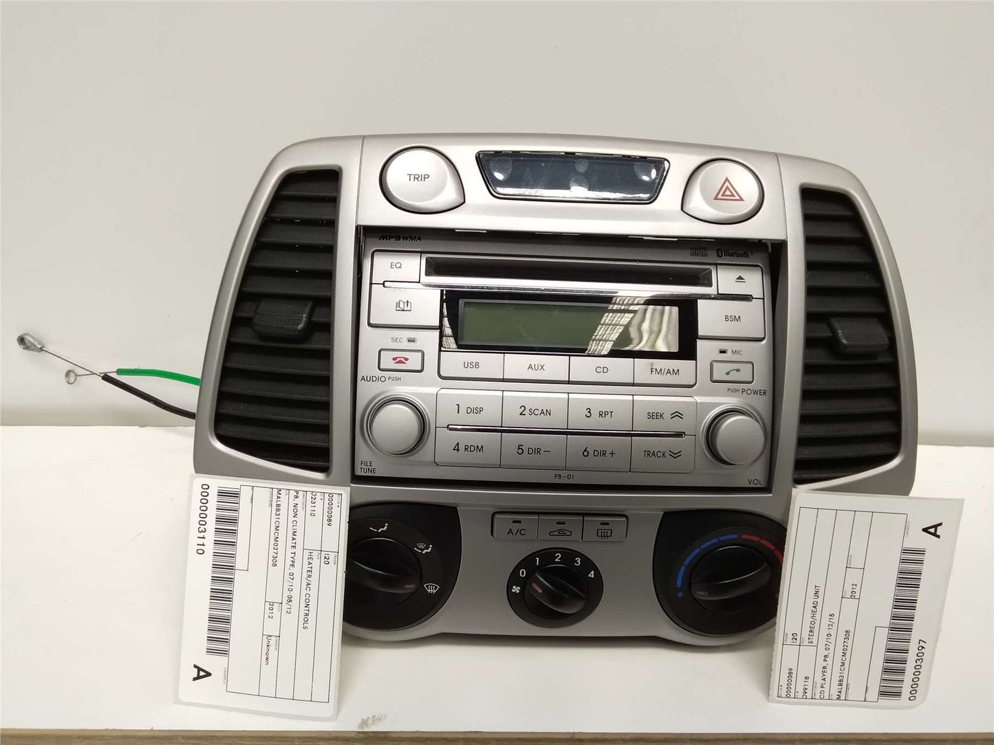 Used Hyundai, I20 Stereo/Head Unit Cd Player Pb 07/10 12/15 2012 – image 1 - All Good Parts