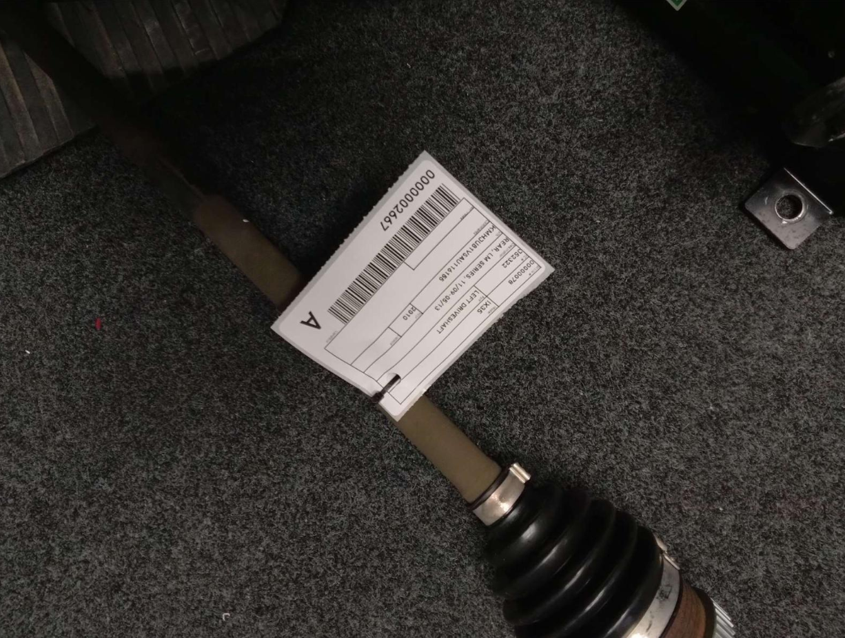 Used Hyundai, IX35 Left Driveshaft Rear Lm Series 11/09 05/13 2010 – image 1 - All Good Parts