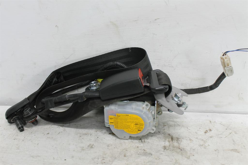 Used Hyundai, I40 Seat Belt Rh Front Assy (Belt And Stalk) Vf 09/11 12/19 2013 – image 1 - All Good Parts
