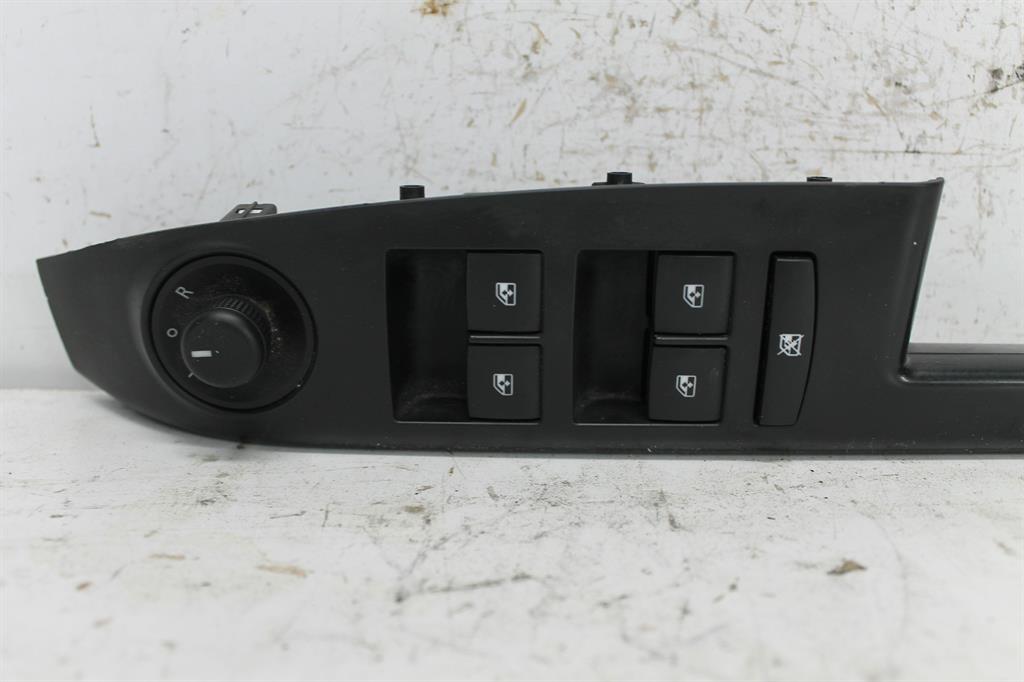 Used Holden, Barina Power Window Switch Rh Front (Master Switch) Hatch/Sedan Tm 09/11 08/16 2014 – image 1 - All Good Parts
