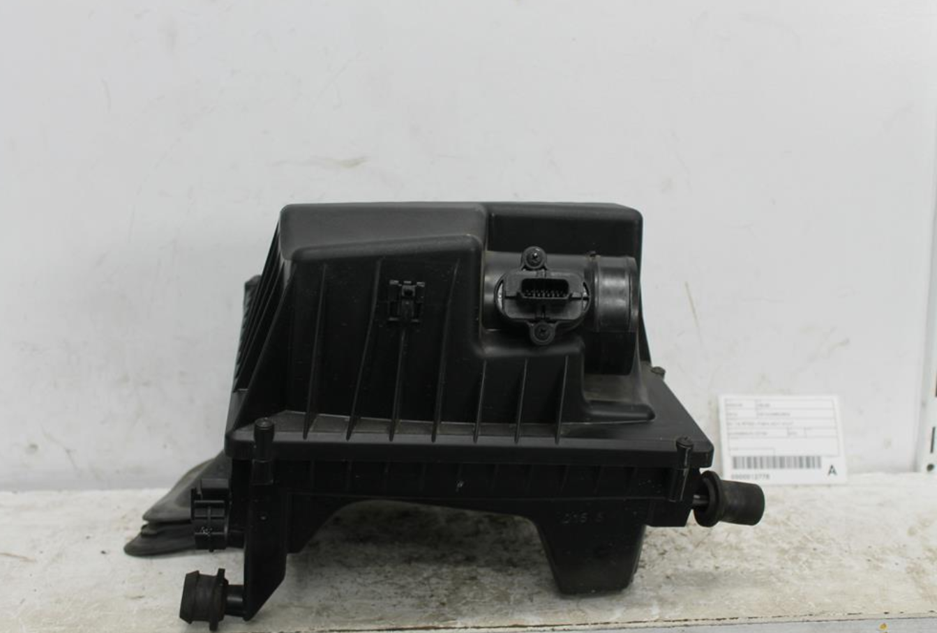 Used Holden, Cruze Air Cleaner/Box Jh 1.8 Petrol F18D4 03/11 01/17 2015 – image 1 - All Good Parts