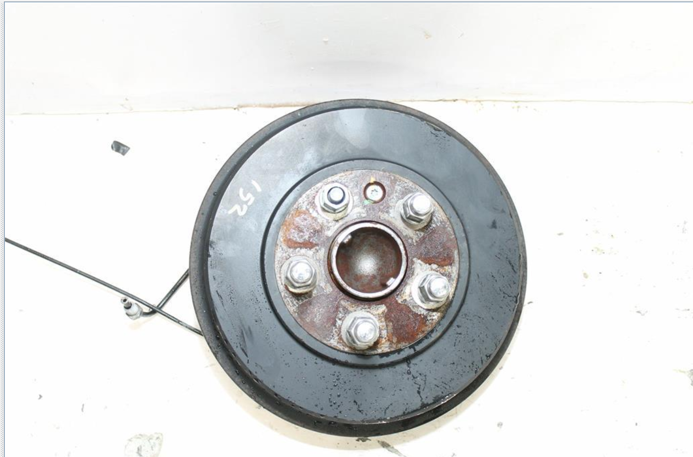 Used Holden, Barina Left Rear Hub Assembly Tm 09/11 08/16 2014 – image 1 - All Good Parts