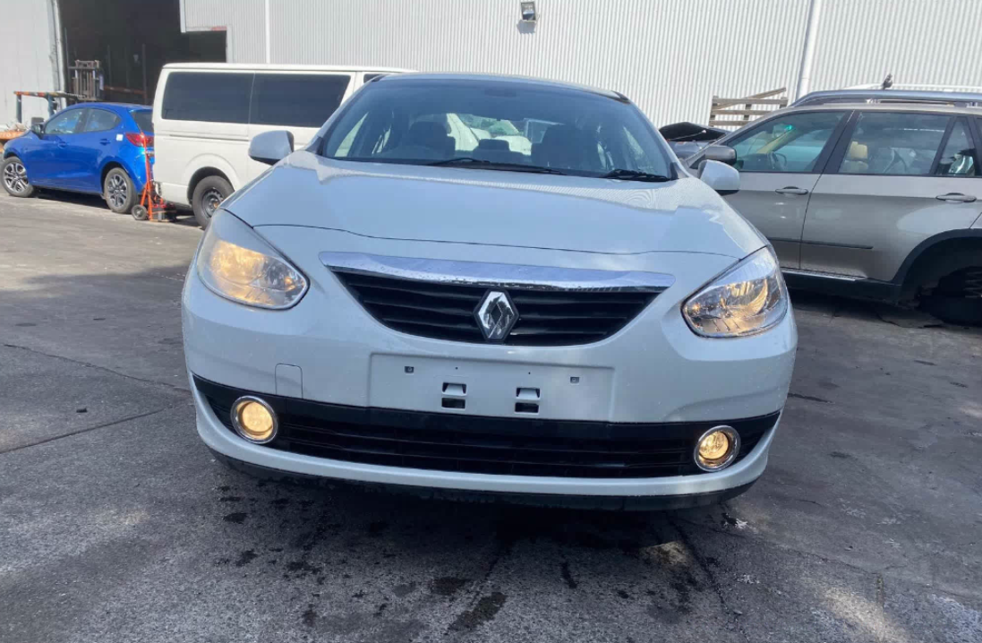 Used Renault, Fluence Engine , Petrol, 2.0, X38, 09/10-01/16 2017 – main images - All Good Parts