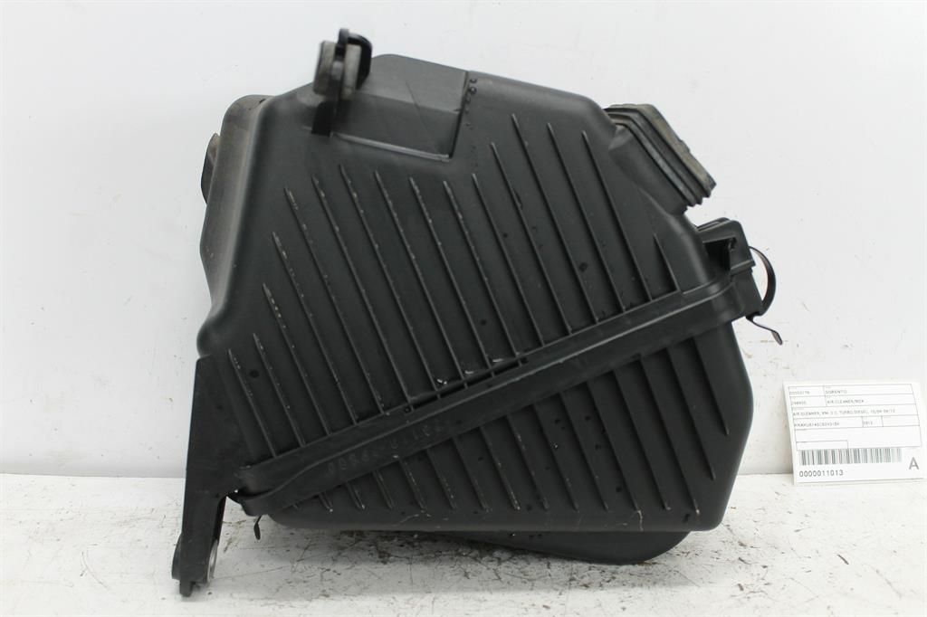 Used Kia, Sorento Air Cleaner/Box Air Cleaner Xm 2.2 Turbo Diesel 10/09 09/12 2012 – image 1 - All Good Parts