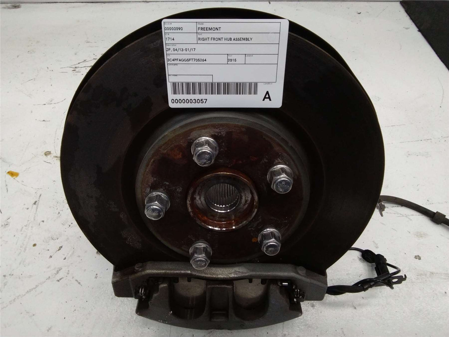 Used Fiat, Freemont Right Front Hub Assembly Jf 04/13 01/17 2015 – image 1 - All Good Parts