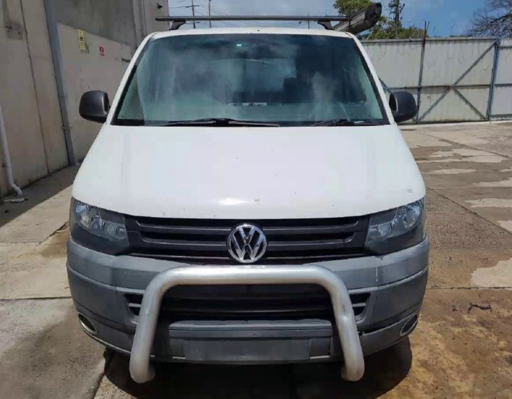 Used Volkswagen, Transporter Left Headlamp , T5, Transporter, 10/10-06/15 – main images - All Good Parts
