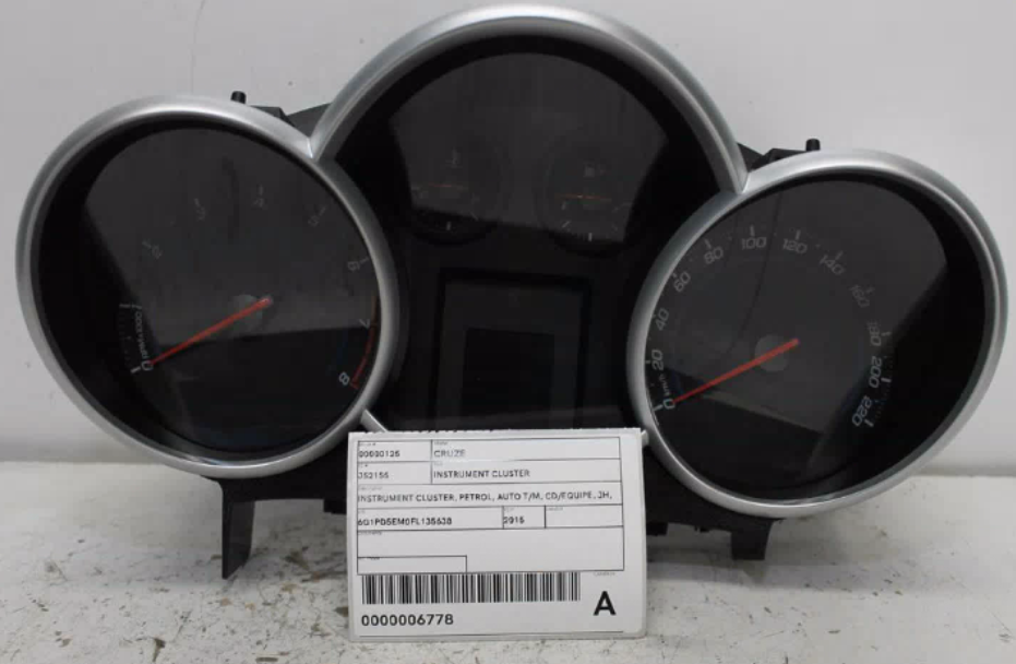 Used Holden, Cruze Instrument Cluster Instrument Cluster Petrol Auto T/M Cd/Equipe Jh 03/11 01/17 2015 – image 1 - All Good Parts