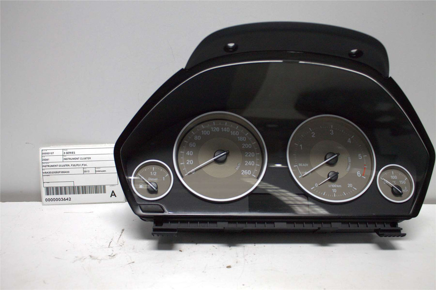Used BMW, 3 Series Instrument Cluster Instrument Cluster F30/F31/F34 Sedan/Wagon/Hatch Diesel Standard Type 11/11 2012 – image 1 - All Good Parts