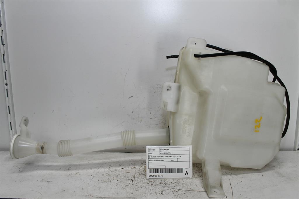 Used Mitsubishi, Outlander Washer Bottle Zj Zk Non H/Lamp Washer Type 10/12 07/16 2014 – image 1 - All Good Parts