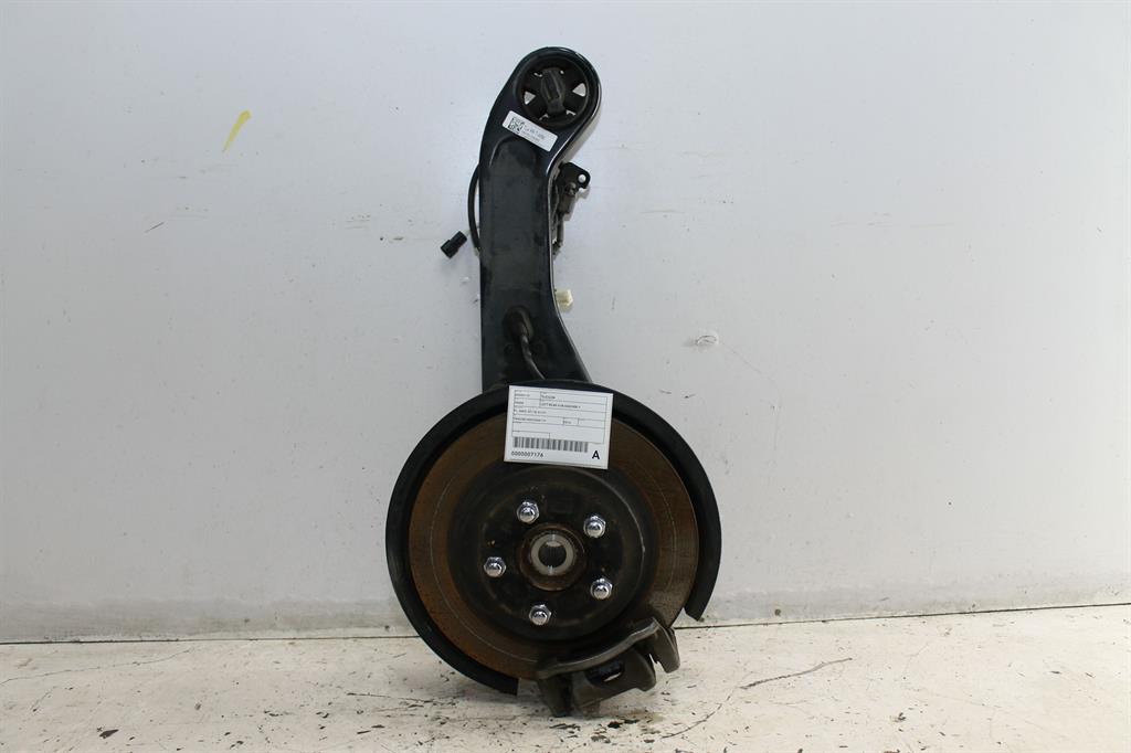 Used Hyundai, Tucson Left Rear Hub Assembly Tl Awd 07/15 01/21 2016 – image 1 - All Good Parts