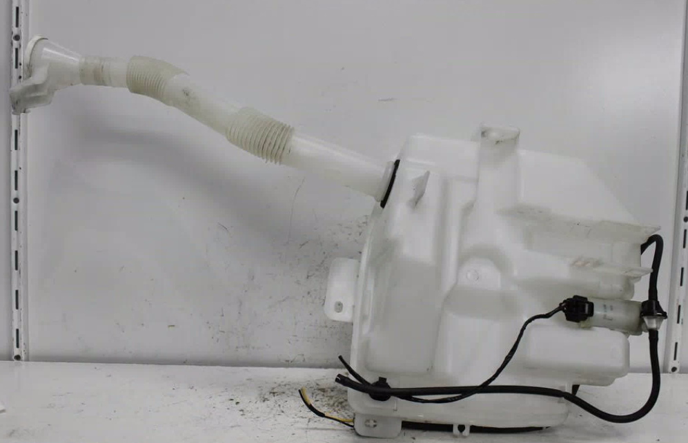 Used Peugeot, 4008 Washer Bottle Non H/Lamp Washers Type 06/12 12/17 2016 – image 1 - All Good Parts