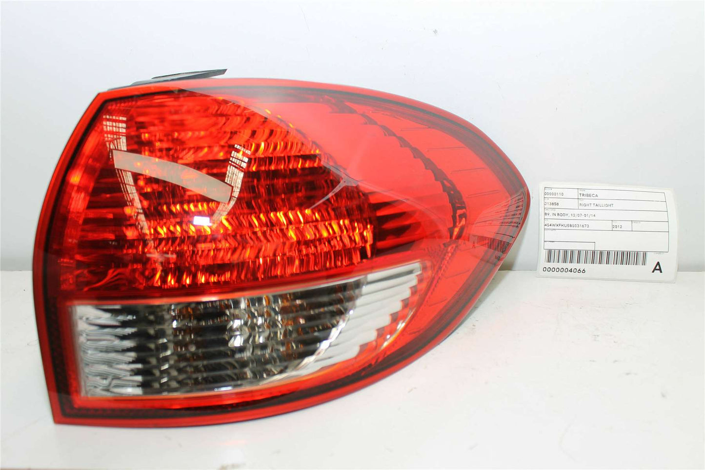 Used Subaru, Tribeca Right Taillight B9 In Body 12/07 01/14 2012 – image 1 - All Good Parts