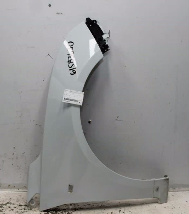 Used Holden, Cruze Right Guard Jh Sri/Sri V/Z Series W/ Indicator & Skirt Type 03/11 12/14 2012 – image 1 - All Good Parts