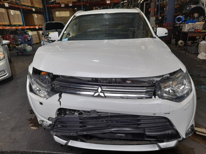 Used Mitsubishi, Outlander Engine , Petrol, 2.0, 4B11, Hybrid, Zj-Zl, 03/14-07/20  – main images - All Good Parts