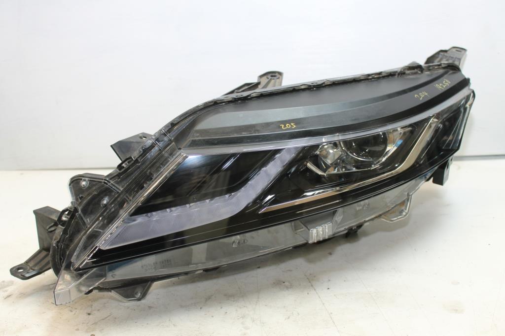 Used Mitsubishi, Triton Left Headlamp Mr Led Type 11/18 10/23 2021 – image 1 - All Good Parts