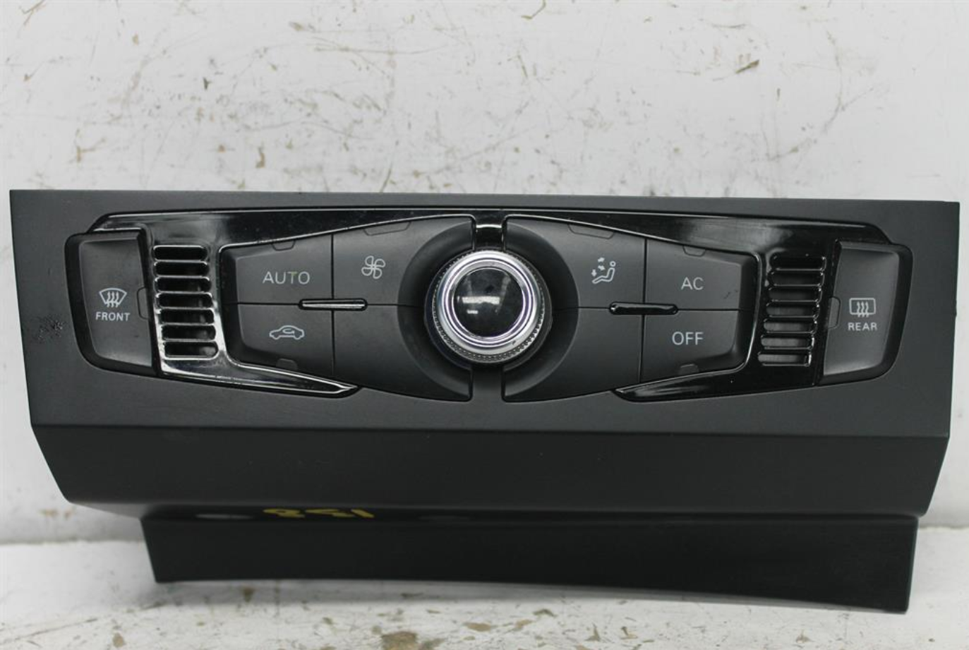 Used Audi, A4 Heater/Ac Controls Single Zone Climate Control B8 8K Non Heated Type 07/12 01/16 2012 – image 1 - All Good Parts