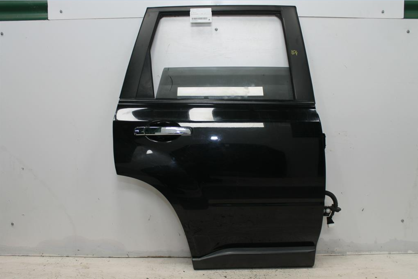 Used Nissan, Xtrail Right Rear Door T31 10/07 12/13 2011 – image 1 - All Good Parts