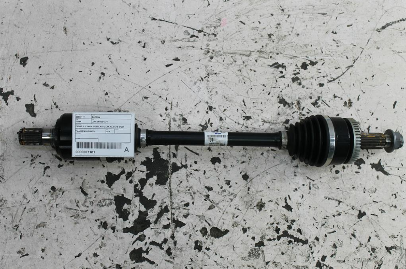 Used Hyundai, Tucson Left Driveshaft Front 2.0 D4Ha Diesel Auto T/M Tl 07/15 01/21 2016 – image 1 - All Good Parts