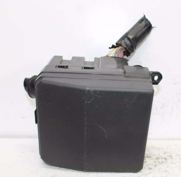 Used Peugeot, 4008 Fuse Box 05/12 12/17 2016 – image 1 - All Good Parts