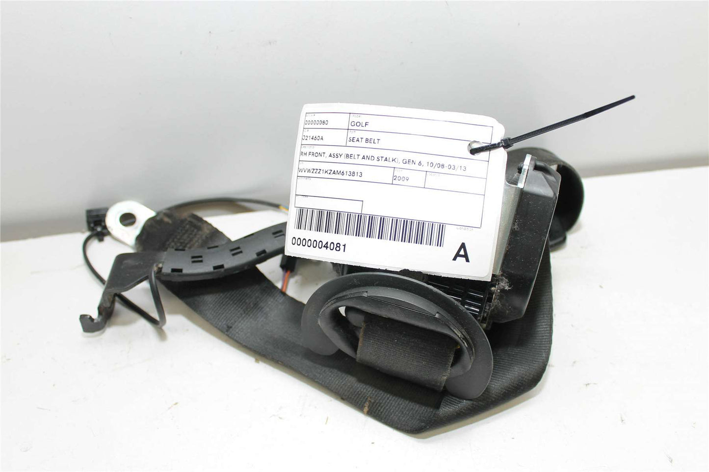Used Volkswagen, Golf Seat Belt Rh Front Assy (Belt And Stalk) Gen 6 10/08 03/13 2009 – image 1 - All Good Parts