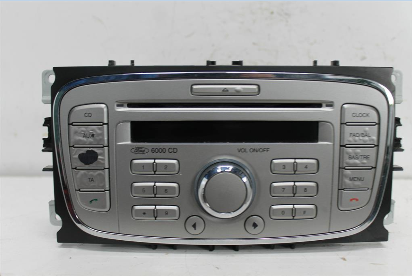 Used Ford, Mondeo Stereo/Head Unit 6 Disc Cd Stacker Ford 6000 Ma Mb 10/07 09/10 2009 – image 1 - All Good Parts