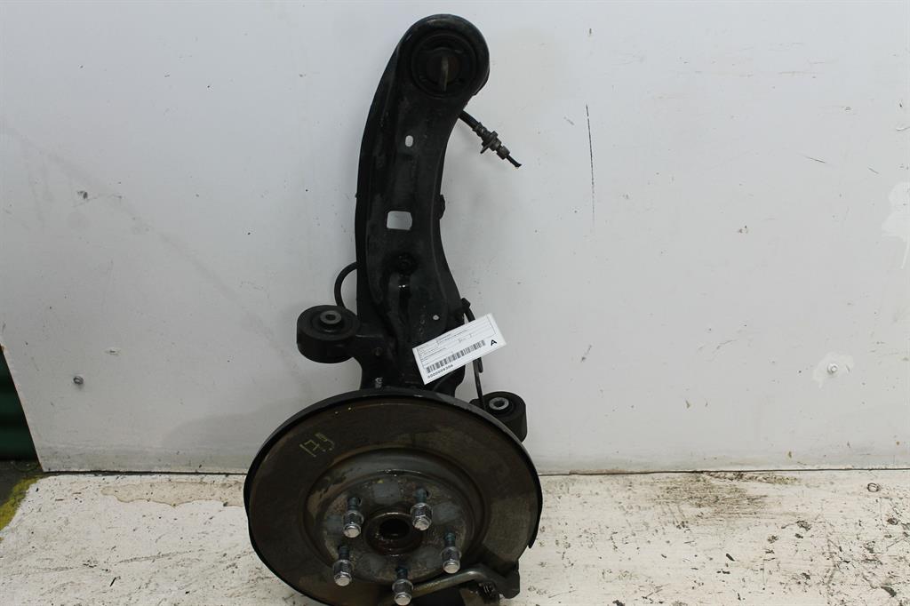 Used Fiat, Freemont Left Rear Hub Assembly Jf 04/13 01/17 2013 – image 1 - All Good Parts
